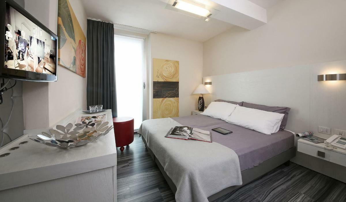 Atelier Hotel Design Gardone Riviera Extérieur photo