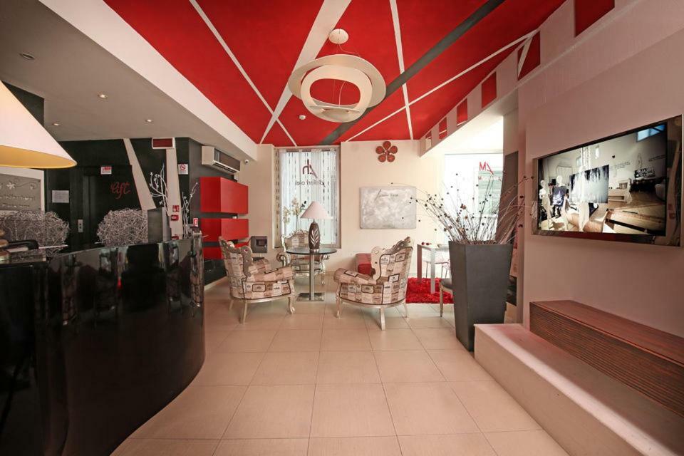 Atelier Hotel Design Gardone Riviera Extérieur photo